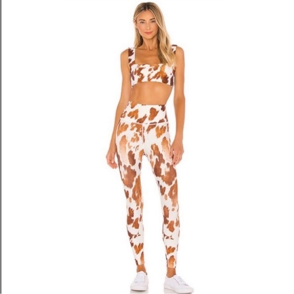 WeWoreWhat Active High Waist Legging Cowhide - Picture 5 of 15